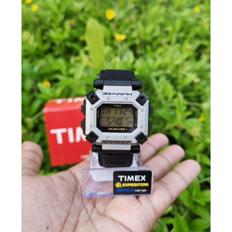 Timex  Humvee รถถัง​สีขาว ( มือ1 )