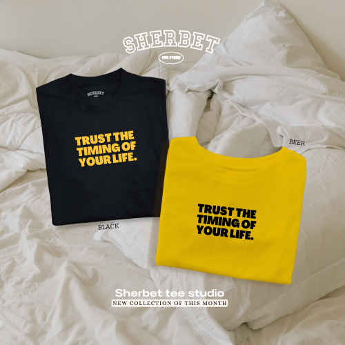 *พร้อมส่ง🏷️/ เสื้อยืดลาย trust the timing | sherbet.teeshop