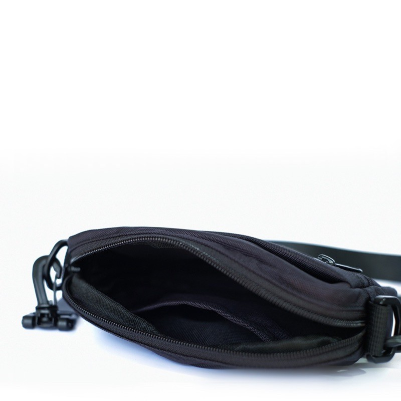 MLBR Box ‘m’ bag cross body กระเป๋าสะพายข้าง กระเป๋าผ้ากันน้ำ