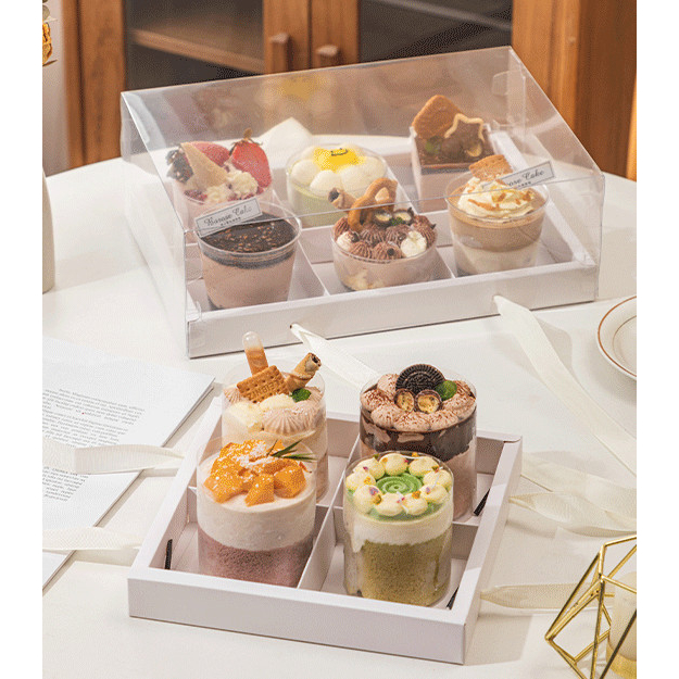 กล่องเค้กเหลี่ยม 4 ชิ้น 6 ชิ้น 9  ชิ้น แบบจัดเซ็ต กล่องเค้ก กล่องขนม  กล่องเบเกอรี่ฐานขาวฝาครอบPVC หูหิ้ว(HL55)