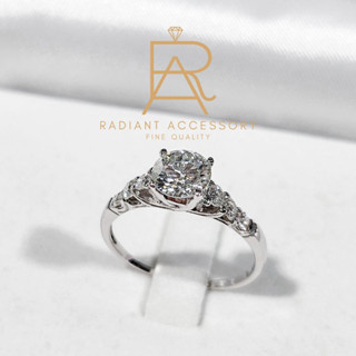 แหวนเงินแท้ชุบทองคำขาว ฝังเพชร Moissanite เม็ดชู 1 กะรัต