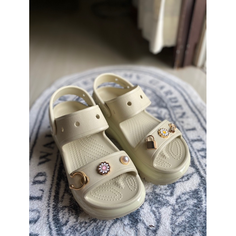 รองเท้า CROCS MEGA CRUSH SANDAL เกรดA