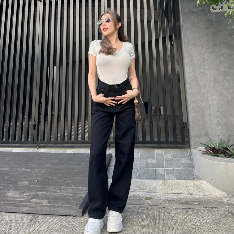 SR072 ยีนส์SARAN กระบอกซูเปอร์แบล็คสีดำ