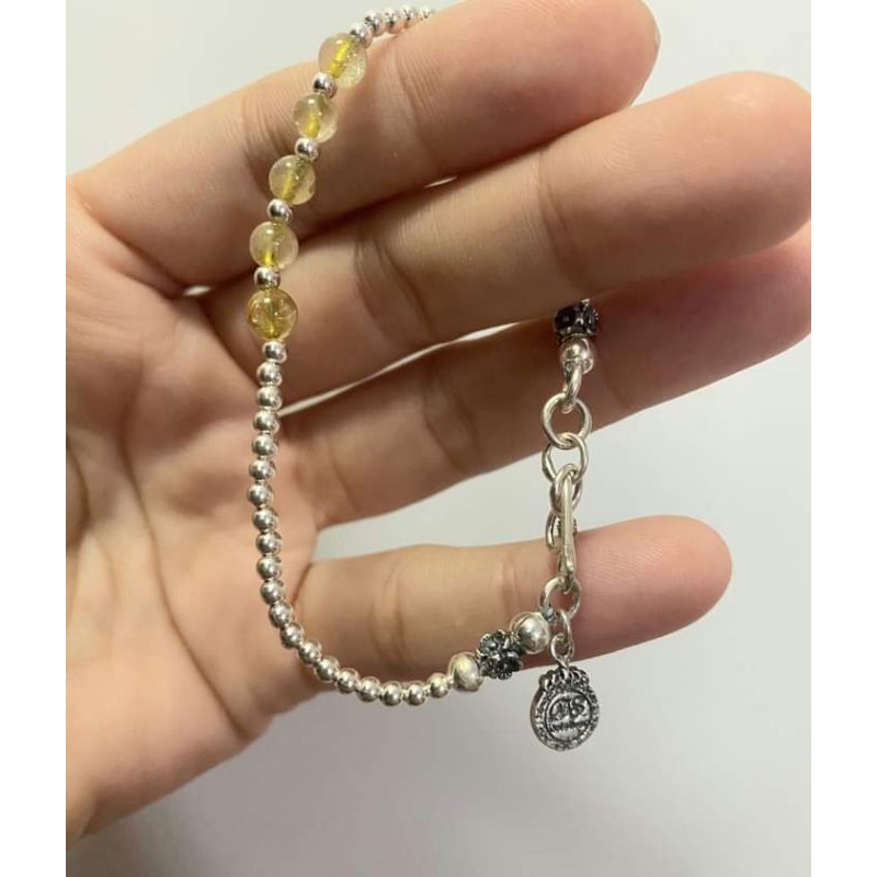 [ใหม่] สร้อยข้อมือ ประดับไหมทอง เส้นเล็ก กำลังน่ารัก เงิน 925 แบรนด์ DS