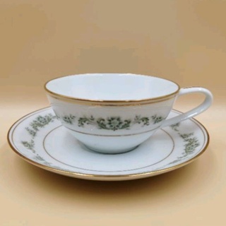 ชุด​แก้ว​ Noritake ท​รงบาน