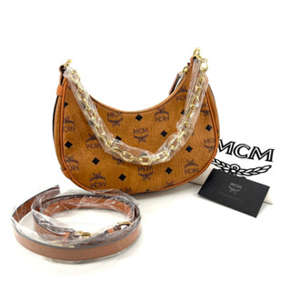 New Mcm Aren hobo ขนาด :  7.5 x 9.4 x 2.6 นิ้ว  อุปกรณ์ :  ถุงผ้า  การ์ด