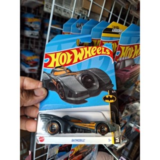 hotwheel basiccar batmobile