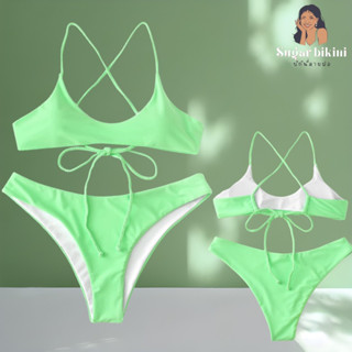 bikini สีเขียวนีออน น่ารัก สายถักไหว้หลังผูกปรับได้ตามขนาดหน้าอก ไซต์S