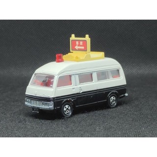 Tomica Nissan Caravan made in japan