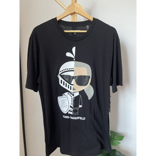 เสื้อยืดKarl lagerfeld " Karl เสื้อยืดชายสกรีนลุงครึ่งอัศวิน ดำ L "งานKarl  lagerfeld แท้100%