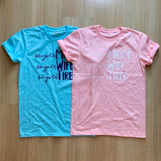 เสื้อวันแม่🥰💙💗สกรีน super MOM WIFE TIRED ผ้าคุณภาพพรีเมี่ยมCotton100% Unisexหญิงชาย(ฟ้า ชมพู) พร้อมส่ง