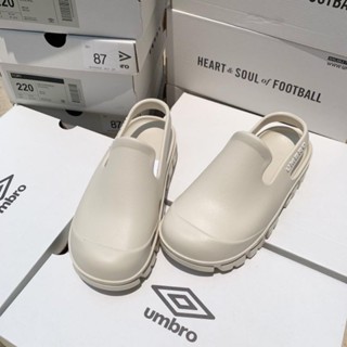 รองเท้า​ UMBRO TOPIBEIGE