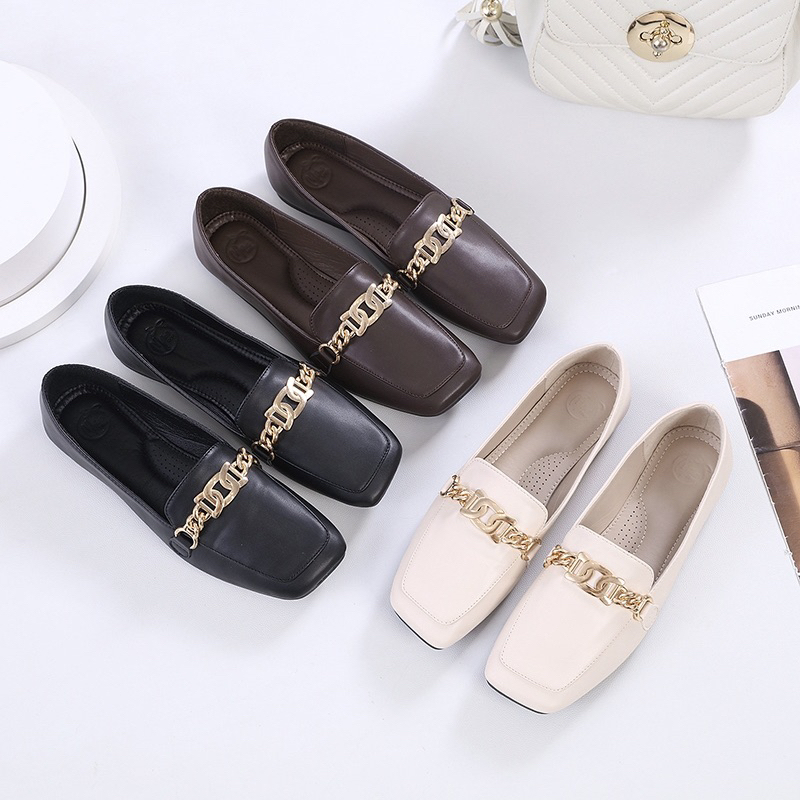 รุ่น YAYA รองเท้าทรง Loafers ?  รองเท้าใส่ทำงาน