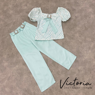 VICTORIAเสื้อแขนตุ๊กตาลายม้าลายสีฟ้าแต่โบว์มุก(*รบกวนเช็คสต๊อกก่อนกดสั่งซื้อ)