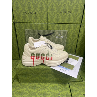 👣👣👣 รองเท้าGucci สินค้ามีกล่องกับอุปกรณ์เหมือนในภาพสินค้าอยู่ในประเทศไทยจัดส่งไว