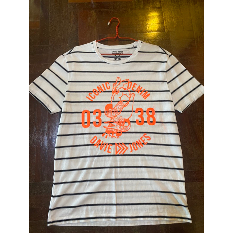 เสื้อยืดสีขาวลายทาง Davie jones