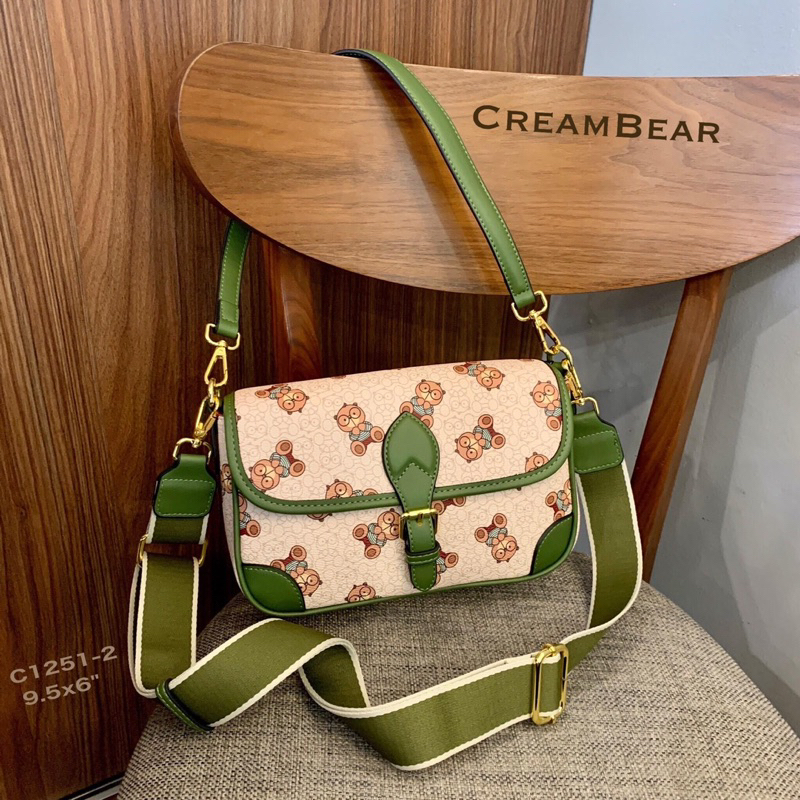 กระเป๋า Cream bear ฝาพับ C1251-2