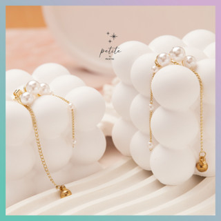 [petite by PRAKYRE] Linn Long Dangle Earrings - ต่างหูห้อยระบ้าประดับด้วยมุกแบบมินิมอล