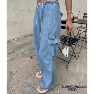 🇰🇷New🇰🇷  Korea cargo denim trousers  มาใหม่เลยค่า กับยีนคาร์โก้ ผ้ายีนฟอกสีเข้มผ้ายีนฟอกนิ่มๆ ใส่สวย ดีไซน์กระเป๋าข้าง