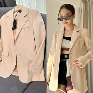 ราคาถูกที่สุด!! CHARISSA 60050 Blazer ผ้าสั่งทอพิเศษ เน้นความ เรียบง่าย