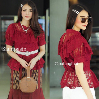 SOF เสื้อลูกไม้ อก S M L XL XXL สีแดง แขนสั้นตุ๊กตา รุ่นนี้น่ารักใส่สวย รุ่นวนิดา Blouse