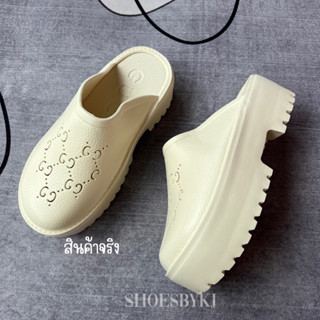 พร้อมส่ง+เปิดจอง. "อ่านก่อนสั่งซื้อ" รองเท้าส้นตึก 2 นิ้ว รองเท้าแตะ G งาน PU ฉลุ น้ำหนักเบา แตะ เบา พรีเมี่ยม สวยมาก