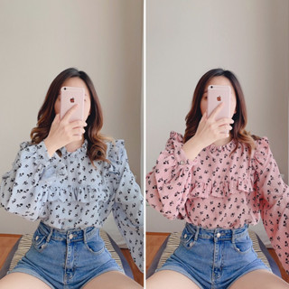 เสื้อแขนยาว คอปกระบายมีโบว์ผูก โทนสีเรียบหรู ใส่ได้เรื่อยๆ
