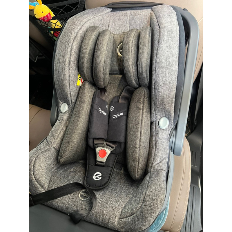 กระเช้า คาร์ซีท Oyster Capsule Carseat มือ2 ใช้กับรถเข็น Oyster3 ได้
