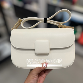 CHARLES &amp; KEITH : CK2-20270818 size. M กระเป๋าสะพายข้าง