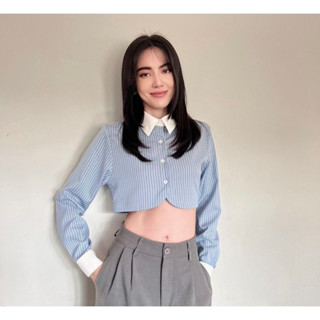 เสื้อเชิ้ตแขนยาว ครอปสั้นลายทาง แบรนด์ twotwice Vertical stripe cropped พร้อมส่ง ลด 10%