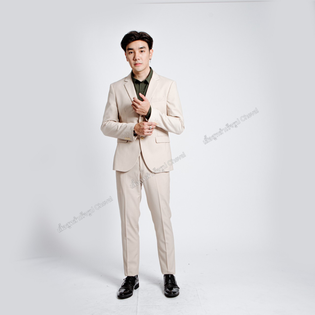 ชุดสูทผู้ชายสีครีมอ่อน เสื้อ+กางเกงรุ่นพรีเมี่ยม 2 กระดุม สูทผู้ชายใส่ทำงาน สูทใส่ออกงาน พร้อมส่ง รูปถ่ายจากสินค้าจริง