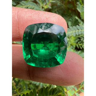 Lab Green emerald cushion 17x17mm weight 16 carats