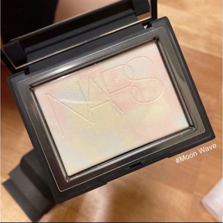 ส่งฟรี NARS Light Reflecting Prismatic Powder 10g Moonwave Stardust แป้งอัดแข็ง AUG02