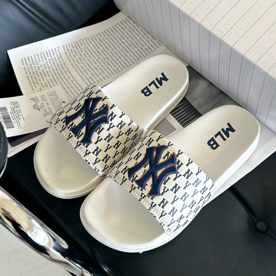 ของแท้100% MLB Unisex men and women casual slippers รองเท้าแตะ