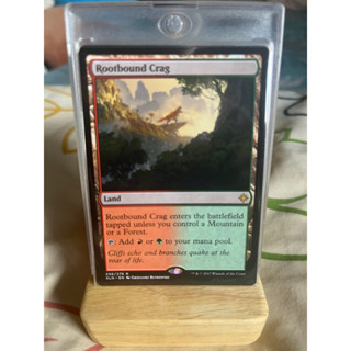 การ์ด MTG Rootbound Crag Land Magic the gathering EDH รุ่น XLN สภาพ Nm