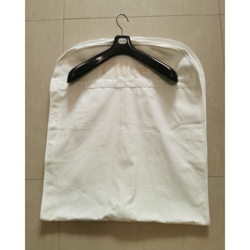 ถุงคลุมสูท กระเป๋าใส่สูท garment bag Chloe