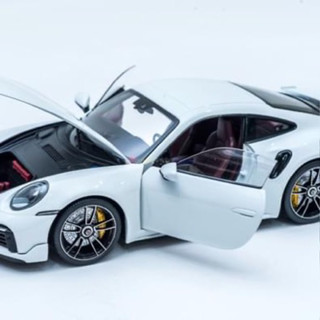 Osaka99 รถโมเดล 911 (992) Porsche Turbo S เปิดได้หมด จากค่าย Minichamps เยอรมัน สเกล 1/18 สวยทุกมุมมอง Full Open