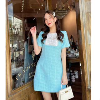 Sky Tweed Dress เดรสผ้าทวีตทรงสวย ใส่ง่าย ใส่ทำงาน ออกงานได้ ผ้าทวีตเกรดพรีเมียม ดีเทลอกโบว์สวย มีซับในทั้งตัว ไม่คัน