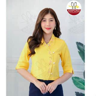 เสื้อพื้นเมืองผู้หญิงแบบโค้งแขนสามส่วนสีเหลือง