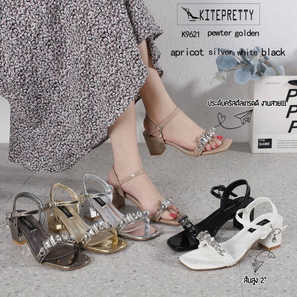 #รองเท้าประดับคริสตัล
#รองเท้าส้นก้อน
#รองเท้าสูง2นิ้ว
#สินค้าพร้อมส่ง
#รหัสK9621