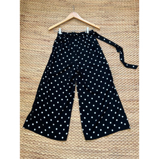 กางเกง polka dot ผ้าลื่น cotton ปลายขาผ่า ทรงสวย เอวยืดด้านหลัง ซิปซ่อน  สำหรับสาว size S เอว 26-28 สะโพก 34 ยาว 32