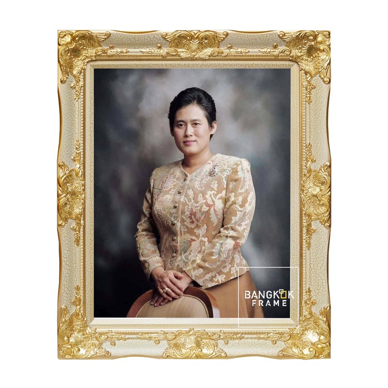 Bangkokframe-กรอบรูปหรู-กรอบหลุยส์-กรอบหลุยส์แตกลาย-ภาพสมเด็จพระเทพฯ-กรอบรูปของขวัญ-ของขวัญให้ผู้ใหญ่-กรอบรูปสวยหรู