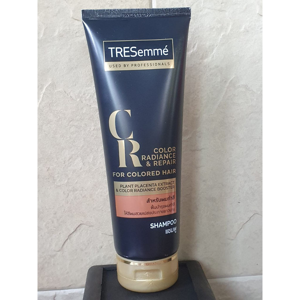 250มล Tresemme' Shampoo Colored Hair เทรซาเม่ ชุดบำรุงสำหรับผมกัดสีหรือทำสีอ่อน แชมพู