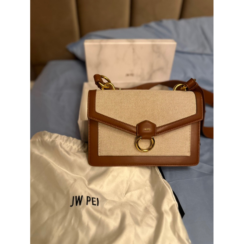 jw pei มือสองของแท้ อุปกรณ์ครบ