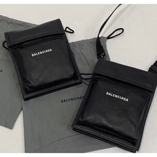 NEW! BALENCIAGA EXPLORER