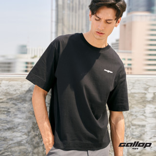 GALLOP : Mens Wear เสื้อ OVER SIZE T-Shirt พิมพ์ลาย Graphic รุ่น โพ้งหลัง GT9138 สี Black - ดำ