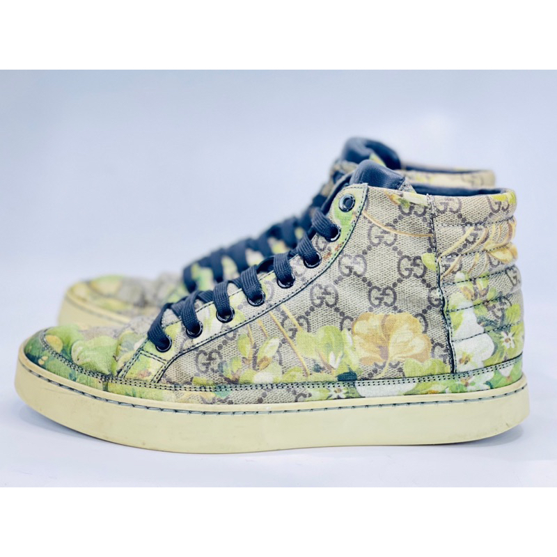 รองเท้าแบรนด์เนมGucci สวยมาก โมโนแกรมหายาก ผ้าใบผู้หญิง ผู้ชาย รองเท้ามือสอง แท้100%