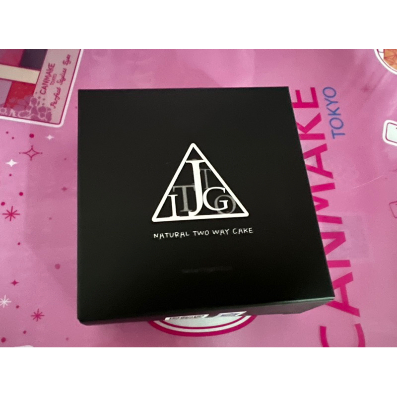 แป้งพัฟ jigott สีเบจ natural หน้าเนียนเบลอรูขุมขน