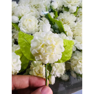 ดอกมะลิวันแม่ เข็มกลัดวันแม่ วันแม่ งานสวย ดอกแน่นๆๆ มี2ดอก2ใบ (ดอกตูม1บาน1ใบ2 เข็มกลัดพร้อมใช้งาน 1 ชิ้น )ใช้ติดอก