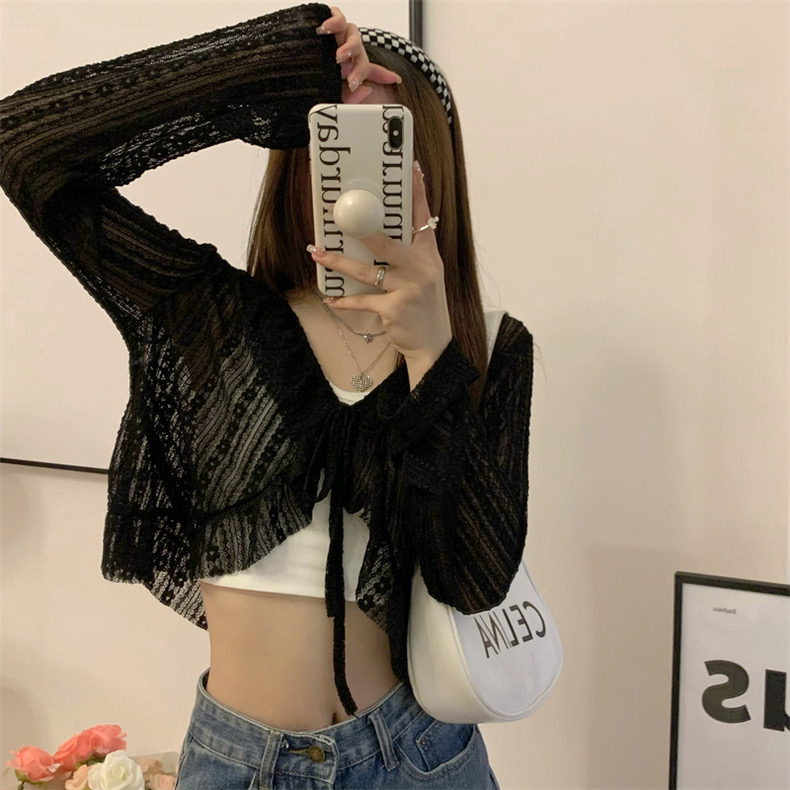 ส่งทันที Cici(NO. 61583)เสื้อแขนยาวซีทรูเบาๆ แต่งสายผูกโบว์หน้าชายระบาย ลายฉลุสวยน่ารักสุดๆ - รูปที่ 2